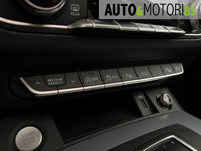 AUDI Q5 40 TDI quattro S tronic Business Sport