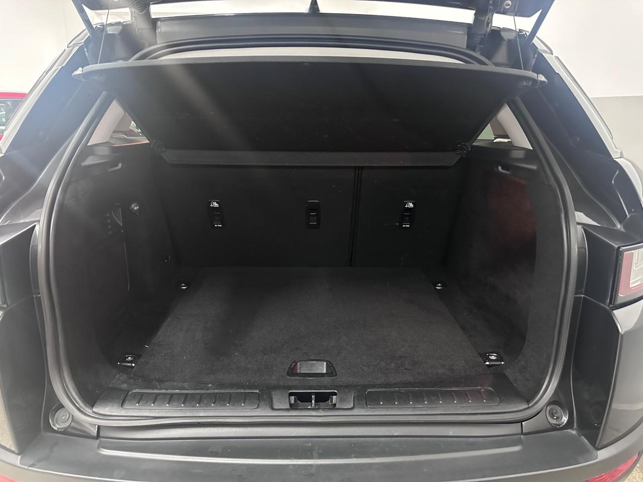 Land Rover Range Evoque 2.0 TD4 180 CV 5p. Autobiography