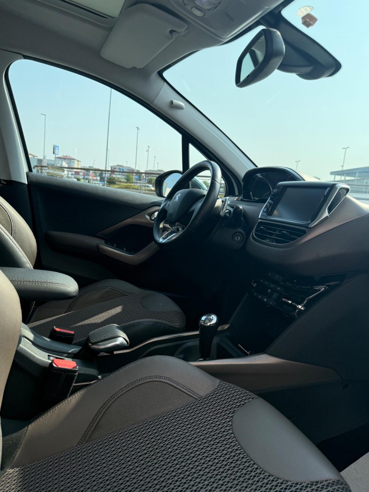 Peugeot 2008 1.6 e-HDi 92 CV Stop&Start Allure