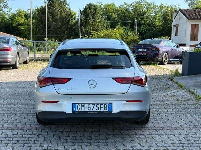 Mercedes-Benz CLA 200 Shooting Brake d Business Extra auto IVA DEDUCIBILE
