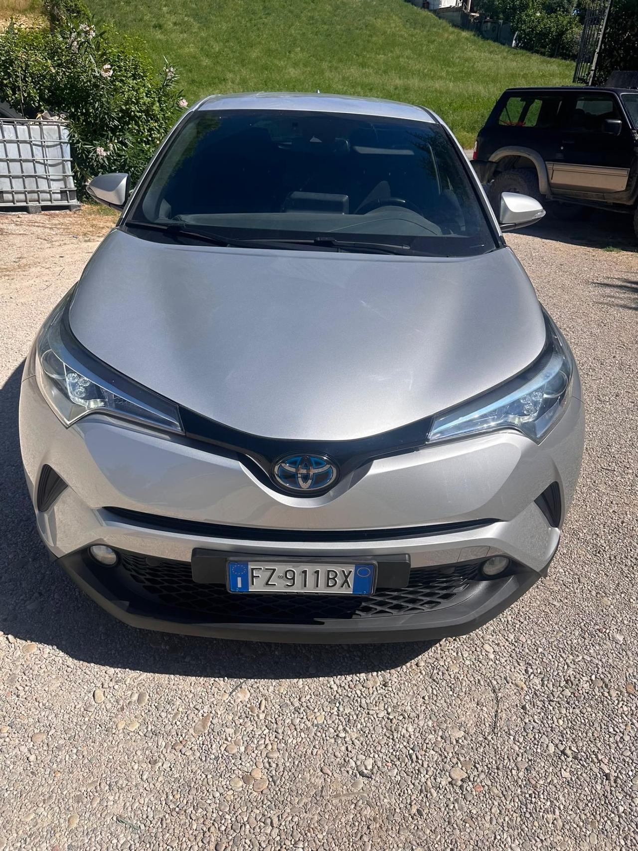 Toyota C-HR 1.8 Hybrid E-CVT Style+