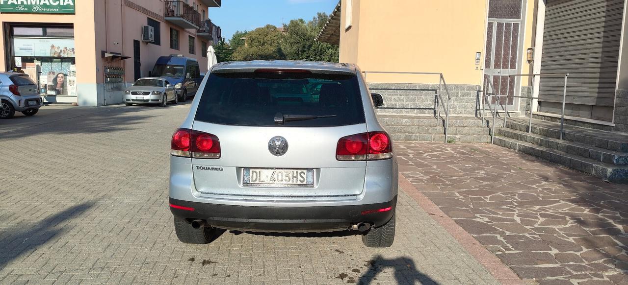 Volkswagen Touareg 2.5 R5 TDI Tiptronic Exclusive