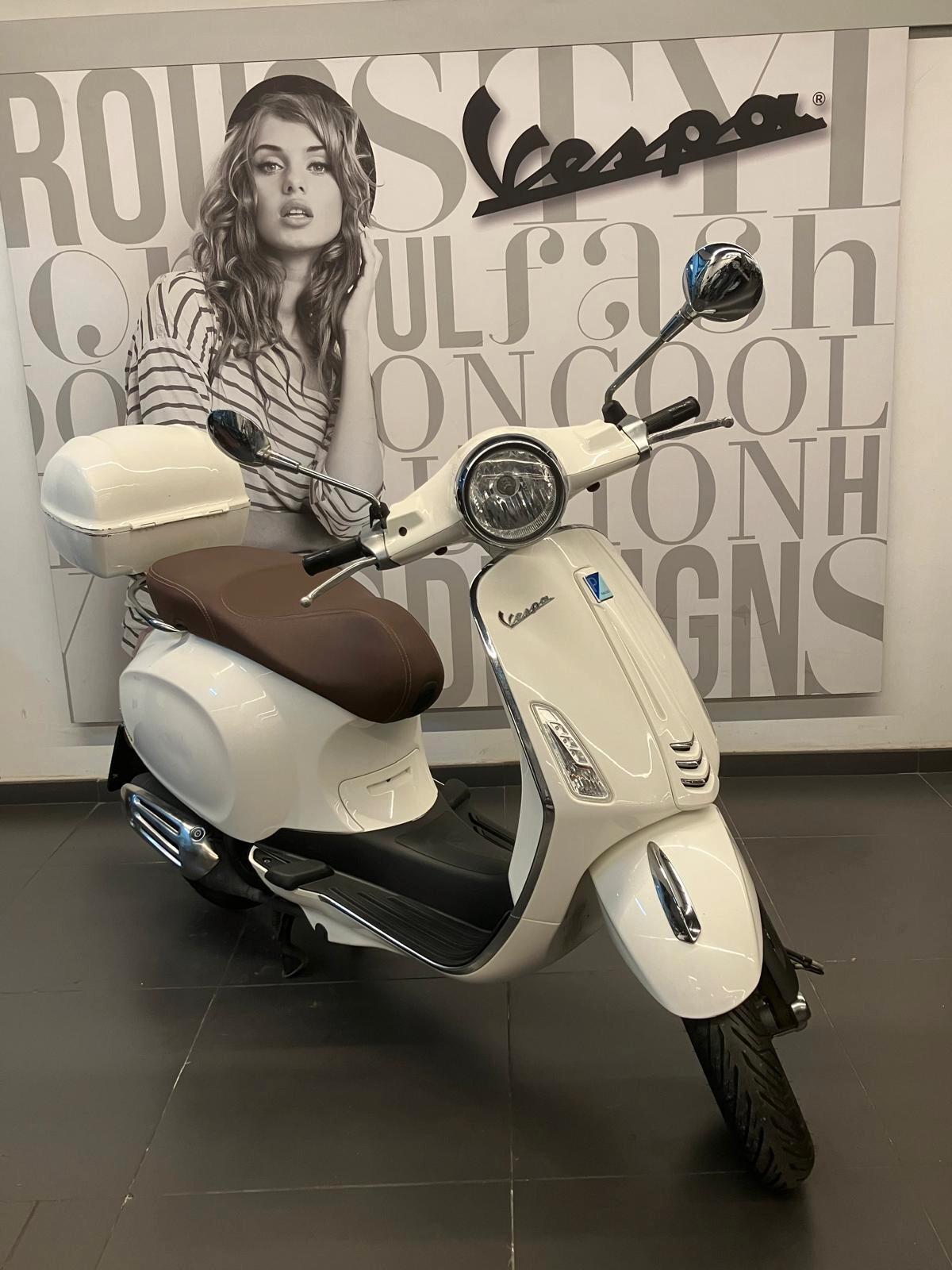 Piaggio Vespa 125 Primavera ABS E4