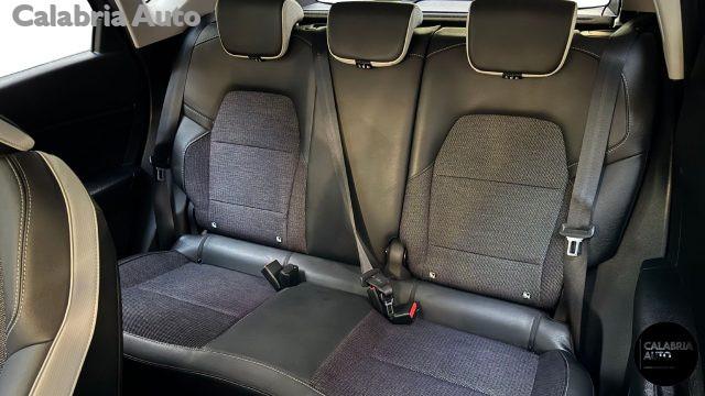 RENAULT Captur Full Hybrid E-Tech 145 CV Intens