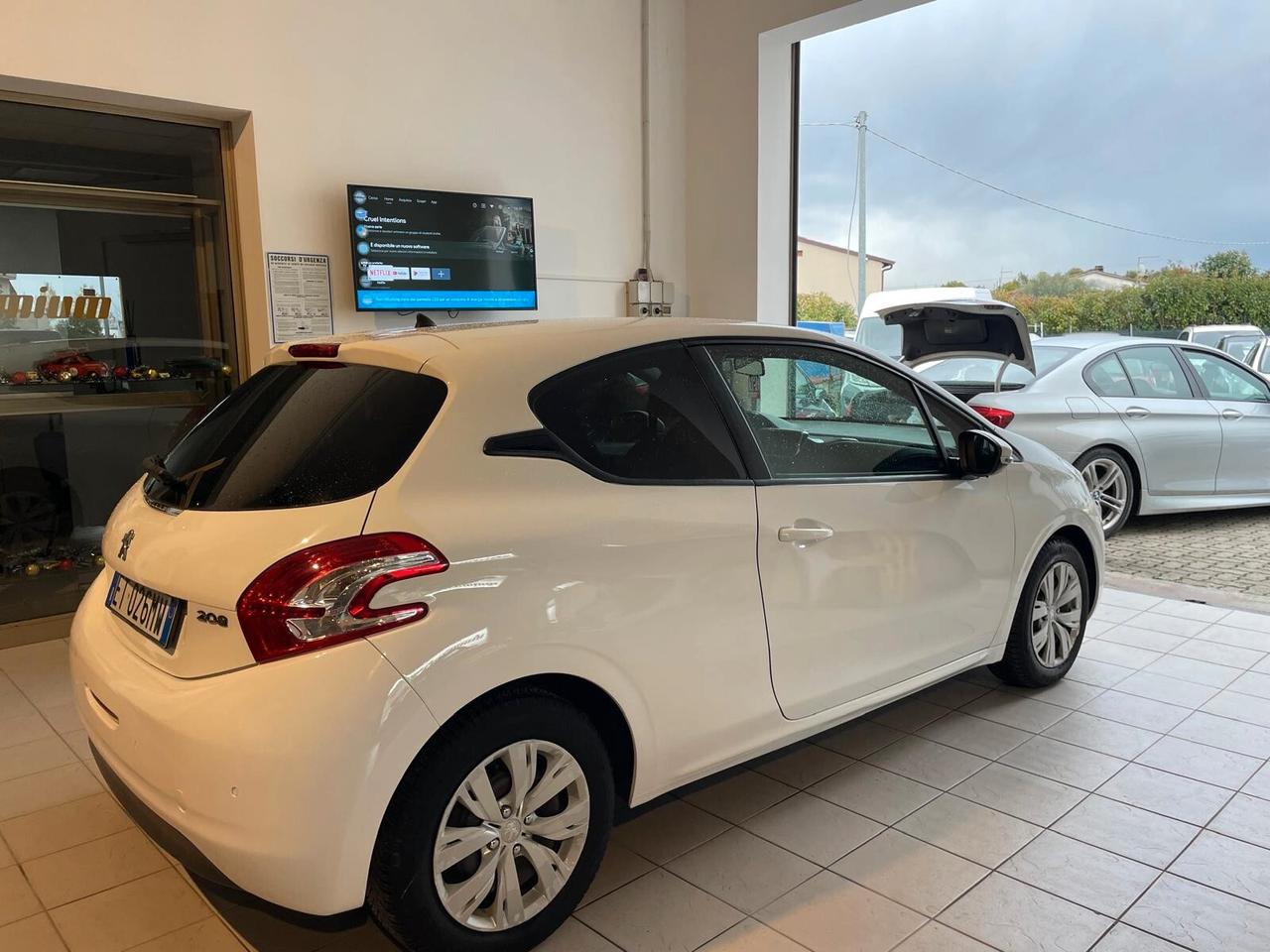 Peugeot 208 1.2 VTi 82 CV 3 porte Allure