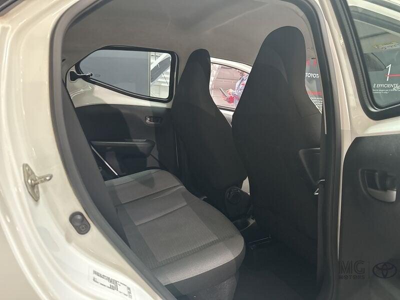 Toyota Aygo Connect 1.0 VVT-i 72 CV 5 porte x-play