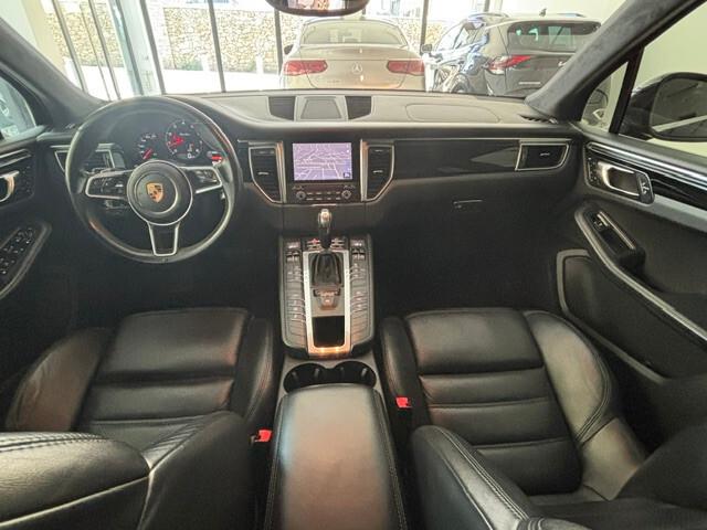Porsche Macan Turbo 3.6 benzina 400cv pdk 2017