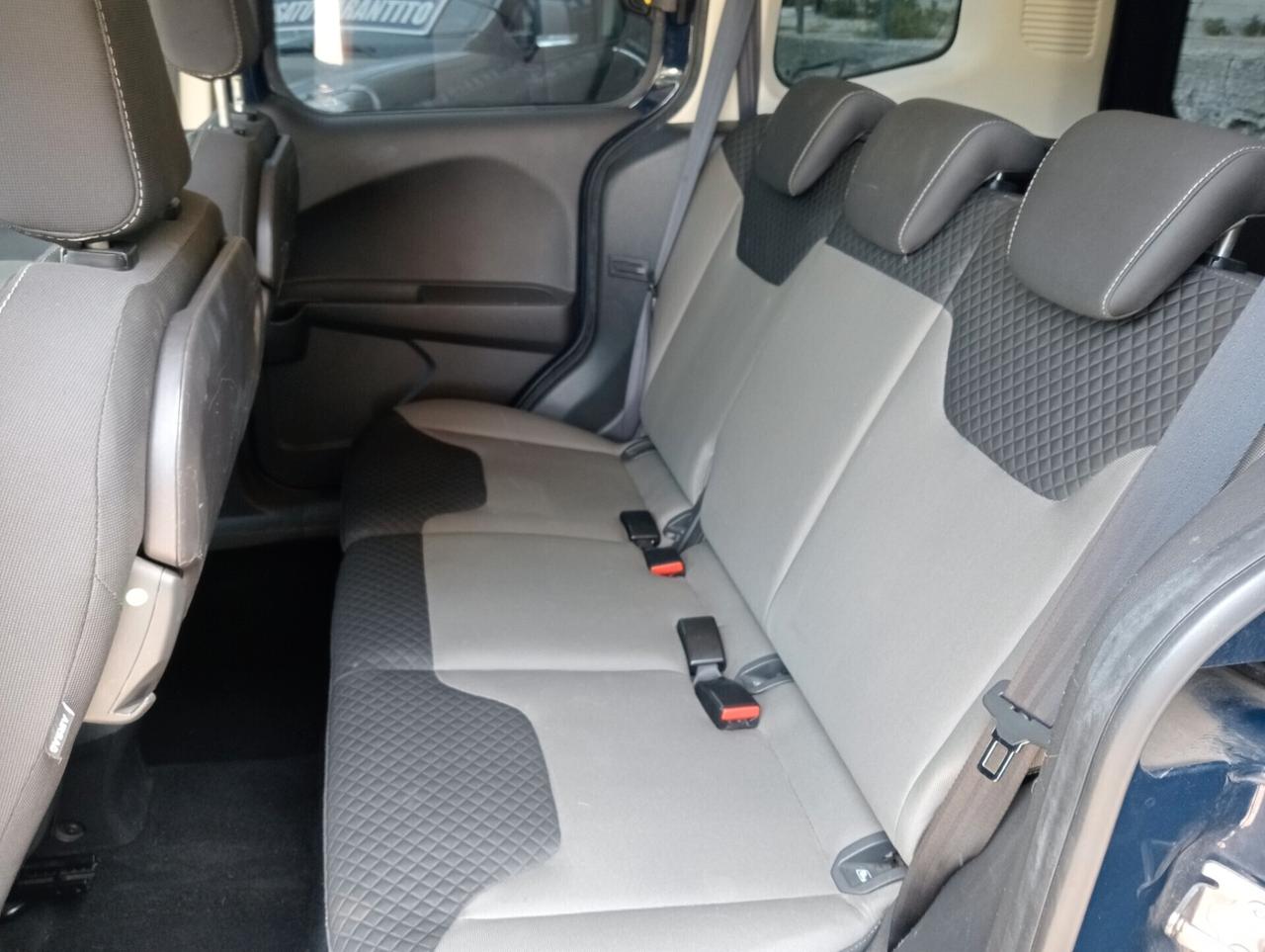 Ford Tourneo Courier Plus benzina unico proprietario euro 6
