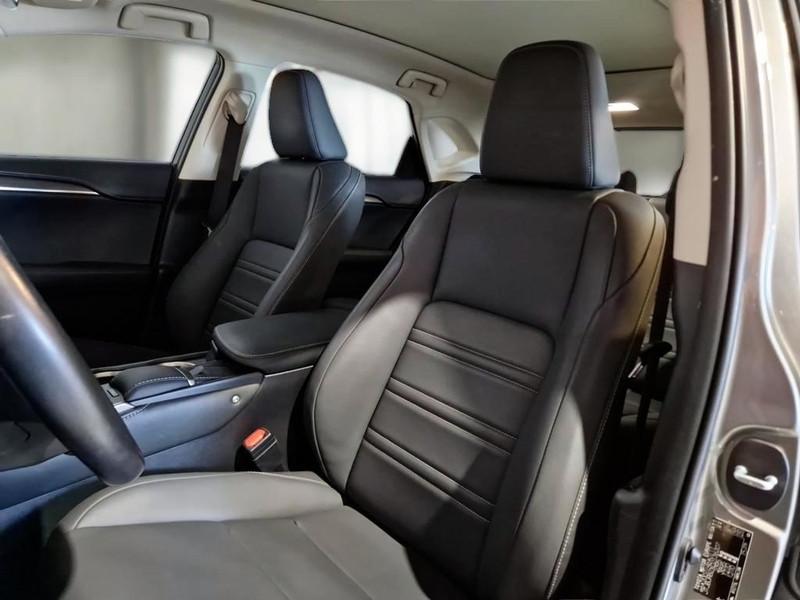 LEXUS NX 300h Hybrid Premium 4WD