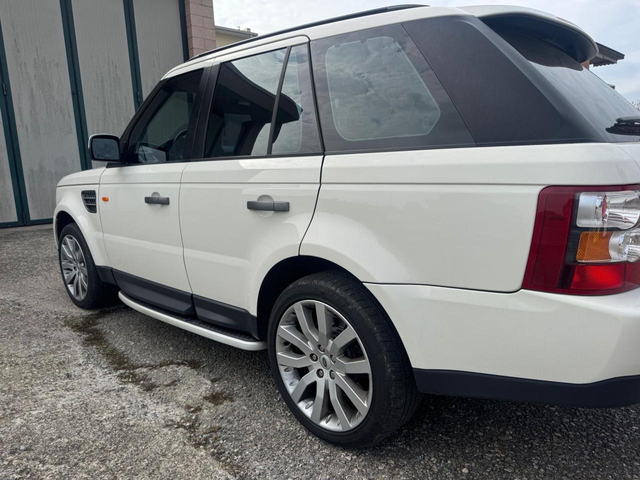 Land Rover Range Sport 3.6 TDV8 HSE (200 kw)