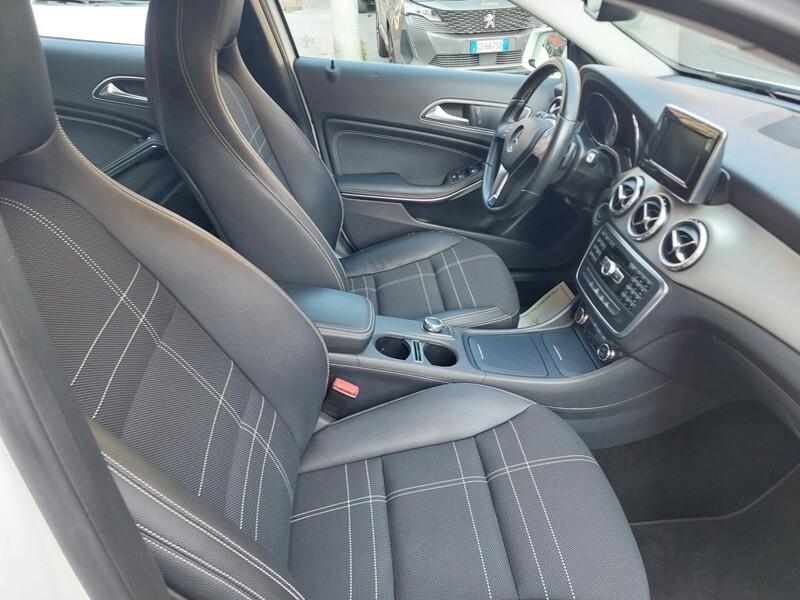 Mercedes-benz GLA 200 GLA 200 CDI Automatic Sport