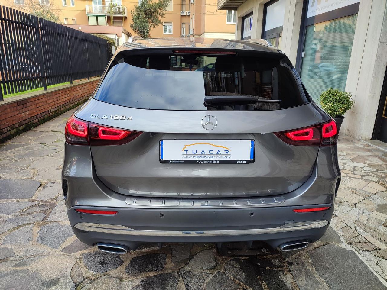 Mercedes-Benz GLA 180 180d Premium C. Aut. #9210