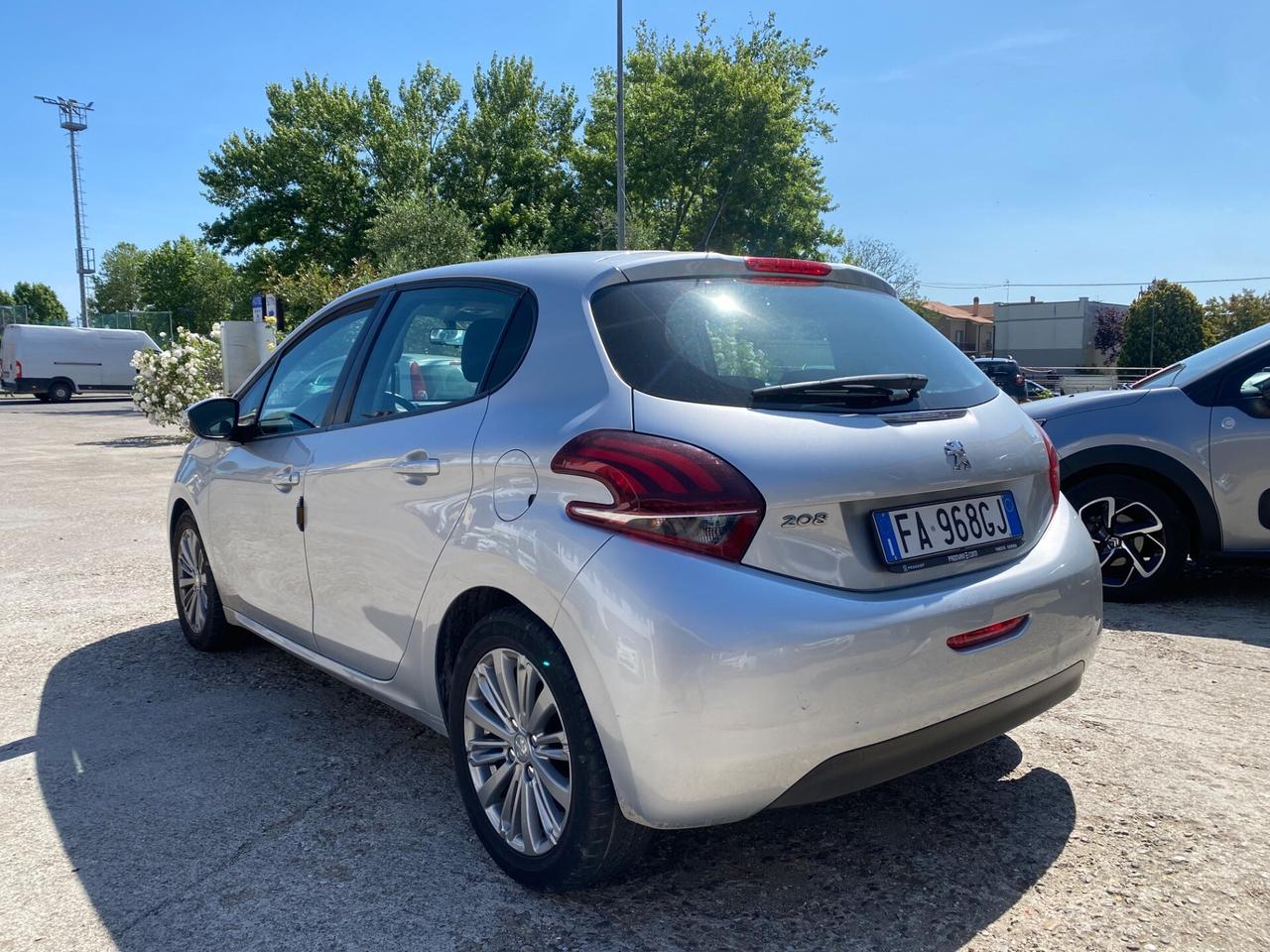 Peugeot 208 PureTech 82 5 porte Access