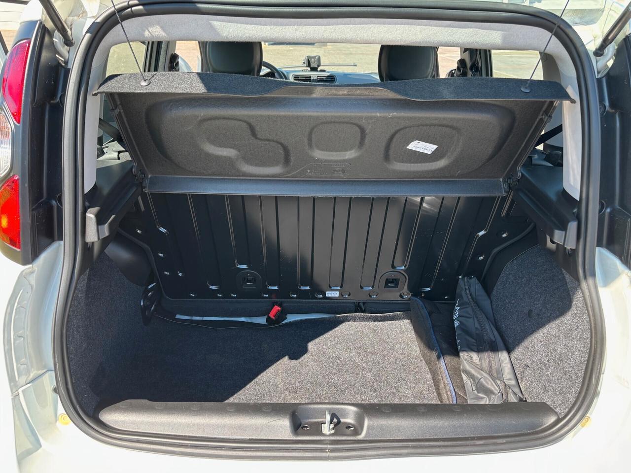 Fiat Panda 1.0 City Cross HYBRID