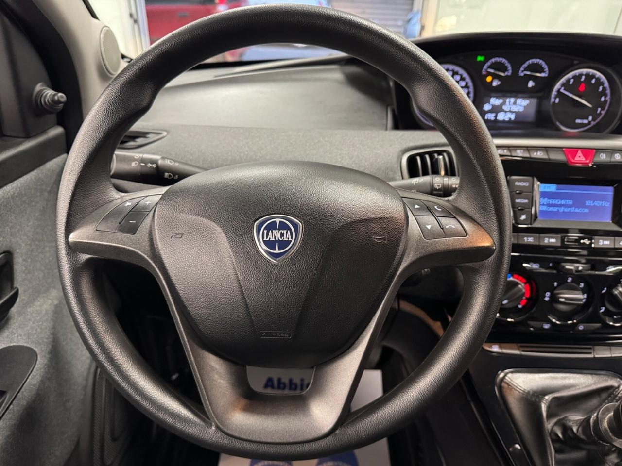 Lancia Ypsilon 1.0 FireFly 5 porte S&S Hybrid Ecoc