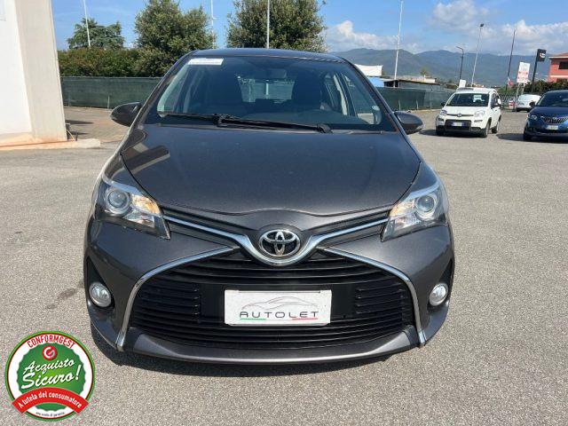 TOYOTA Yaris 1.3 5 porte Lounge - PER NEOPATENTATO -
