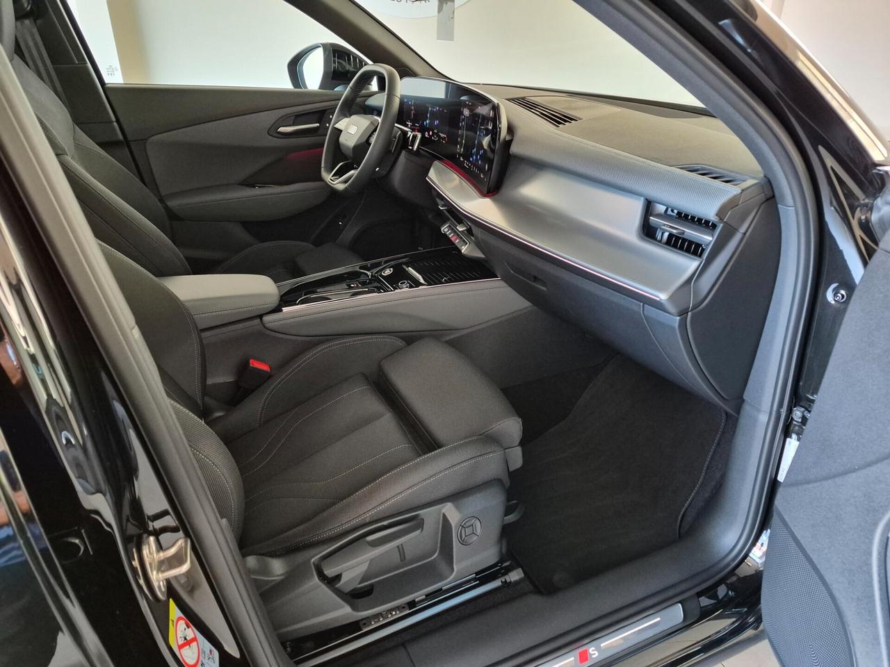 Audi Q3 1.5 TFSI MHEV S LINE EDITION S-TRONIC TETTO PANORAMICO APRIBILE AUTO UFFICIALE AUDI 1 PROPRIETARIO