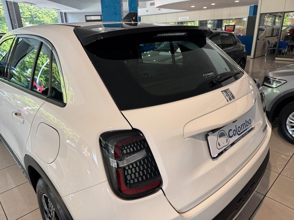 Fiat 600 1.2 hybrid 145cv auto Led Navi Cam App conn 17"
