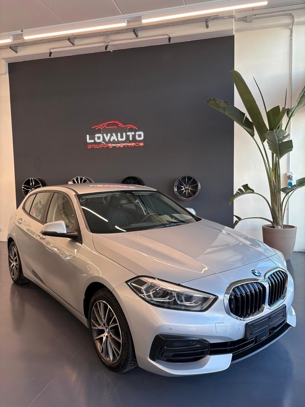 Bmw 118 118d 5p. Business Advantage