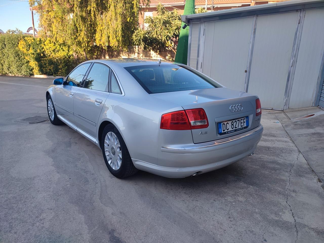 Audi A8 3.0 V6 TDI F.AP. quattro tiptronic