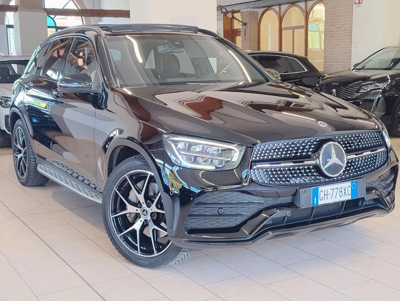 MERCEDES GLC 220 d 4Matic Premium Plus AMG TETTO LED PEDANE
