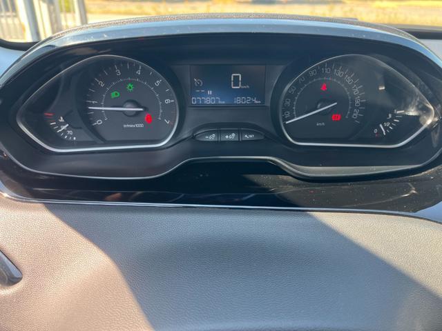 PEUGEOT 208 1° serie PureTech 82 5 porte Allure X neo patent.
