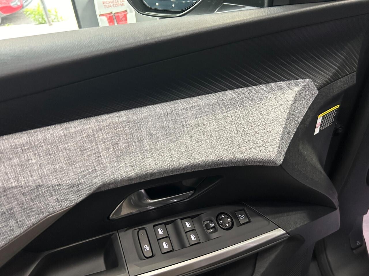 Peugeot 3008 1.2 hybrid 145cv e-dcs6 Automatica Allure ITALIANA