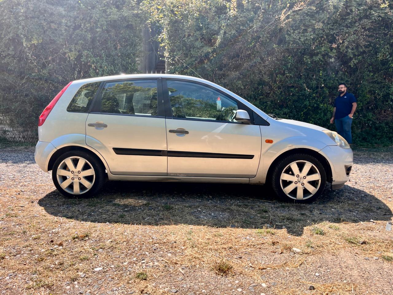 Ford Fiesta 1.2 16V 5p. Ghia
