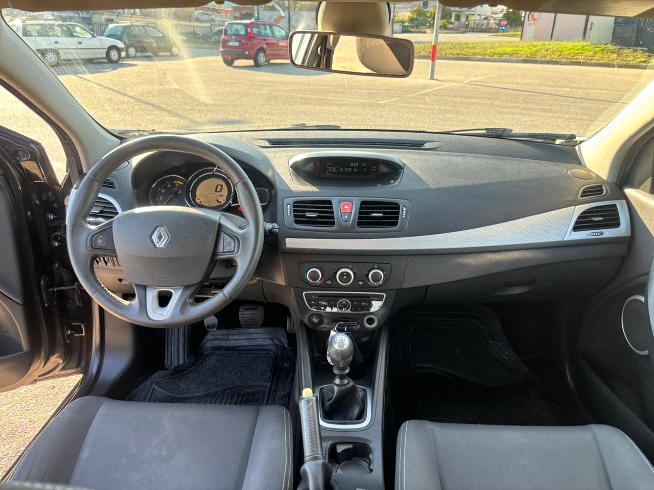 Renault Megane Mégane 1.5 dCi/105CV Grandtour Serie Speciale