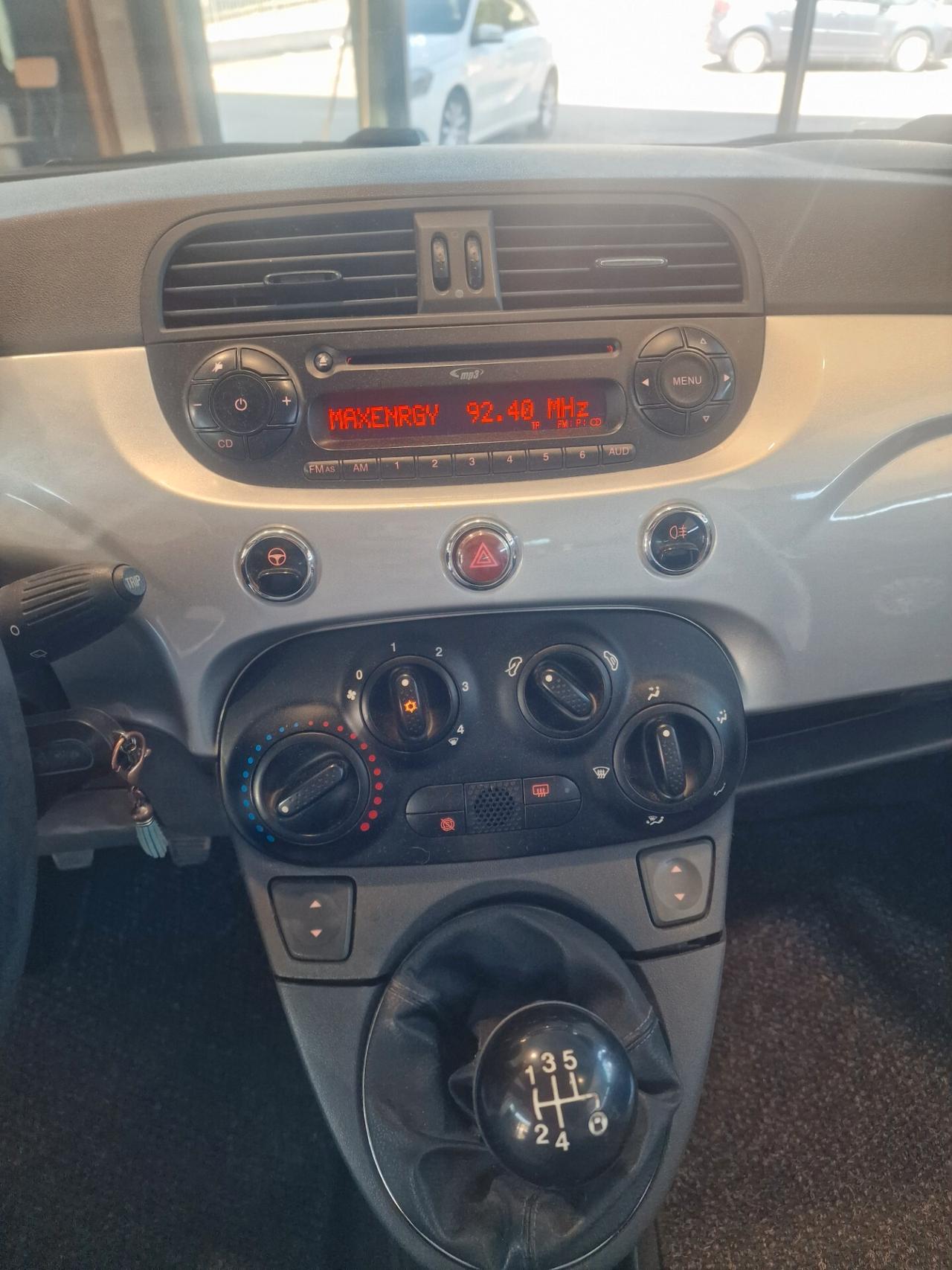 Fiat 500 1.2 BENZINA-GPL ok neopatentati