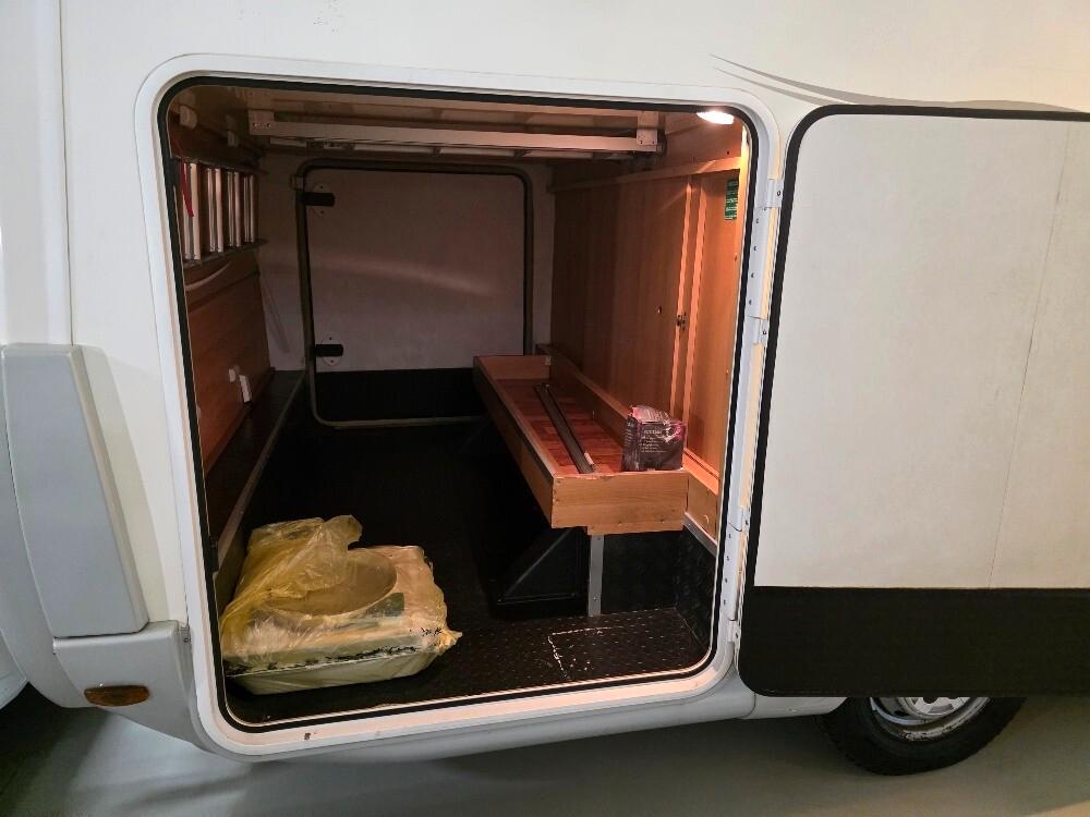 CAMPER ELNAGH PRINCE 46