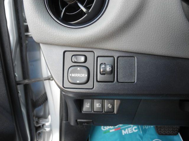 TOYOTA Yaris 1.5 Hybrid 5p. Business -OK NEOPATEN.- PRONTO USO