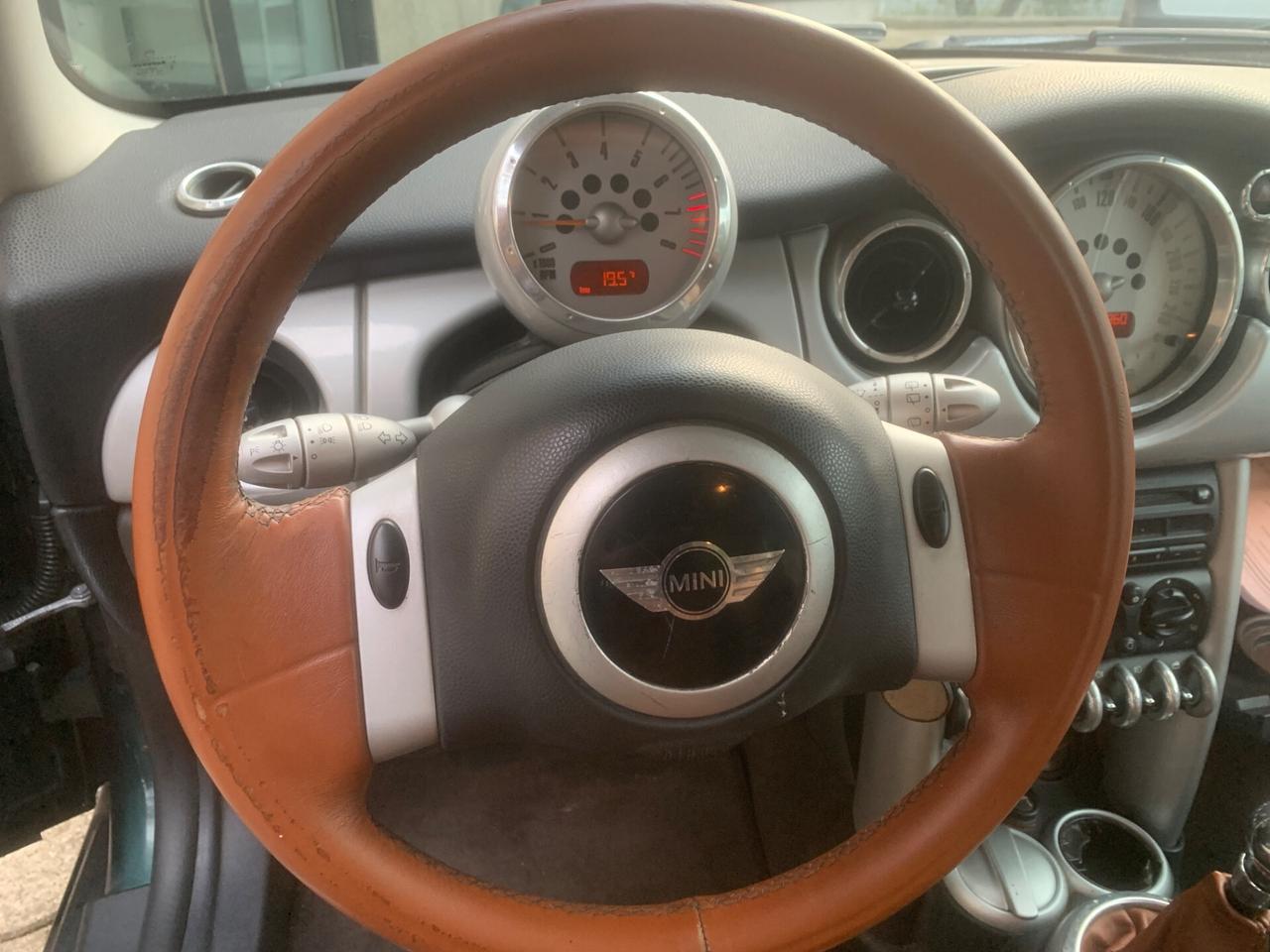 Mini 1.6 16V Cooper