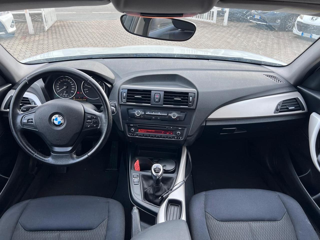 Bmw 114 114d 5p. Unique