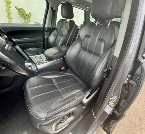 LAND ROVER Range Rover Sport 3.0 TDV6 HSE Dynami