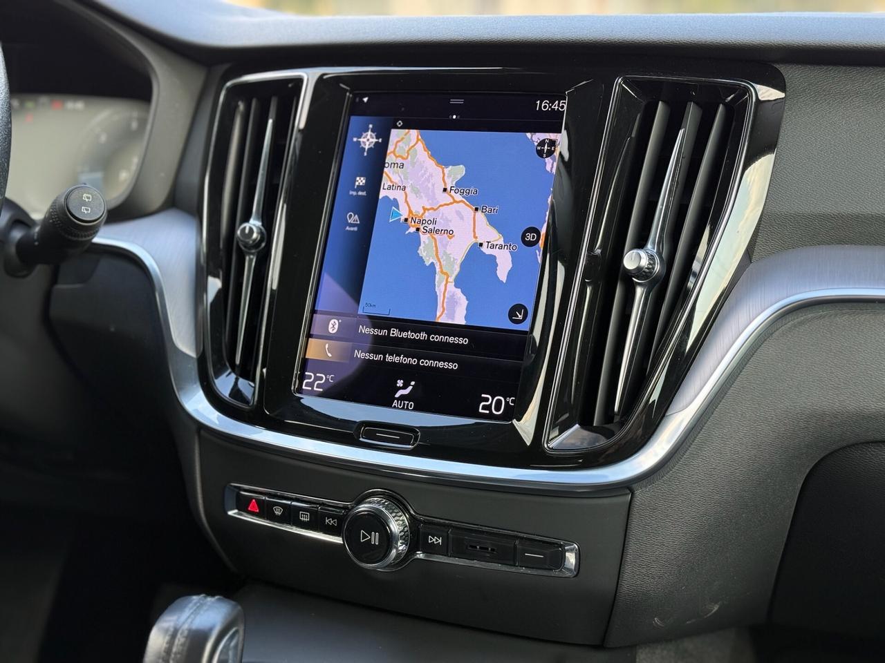 VOLVO V60 2021 B4 Geartronic R-Design