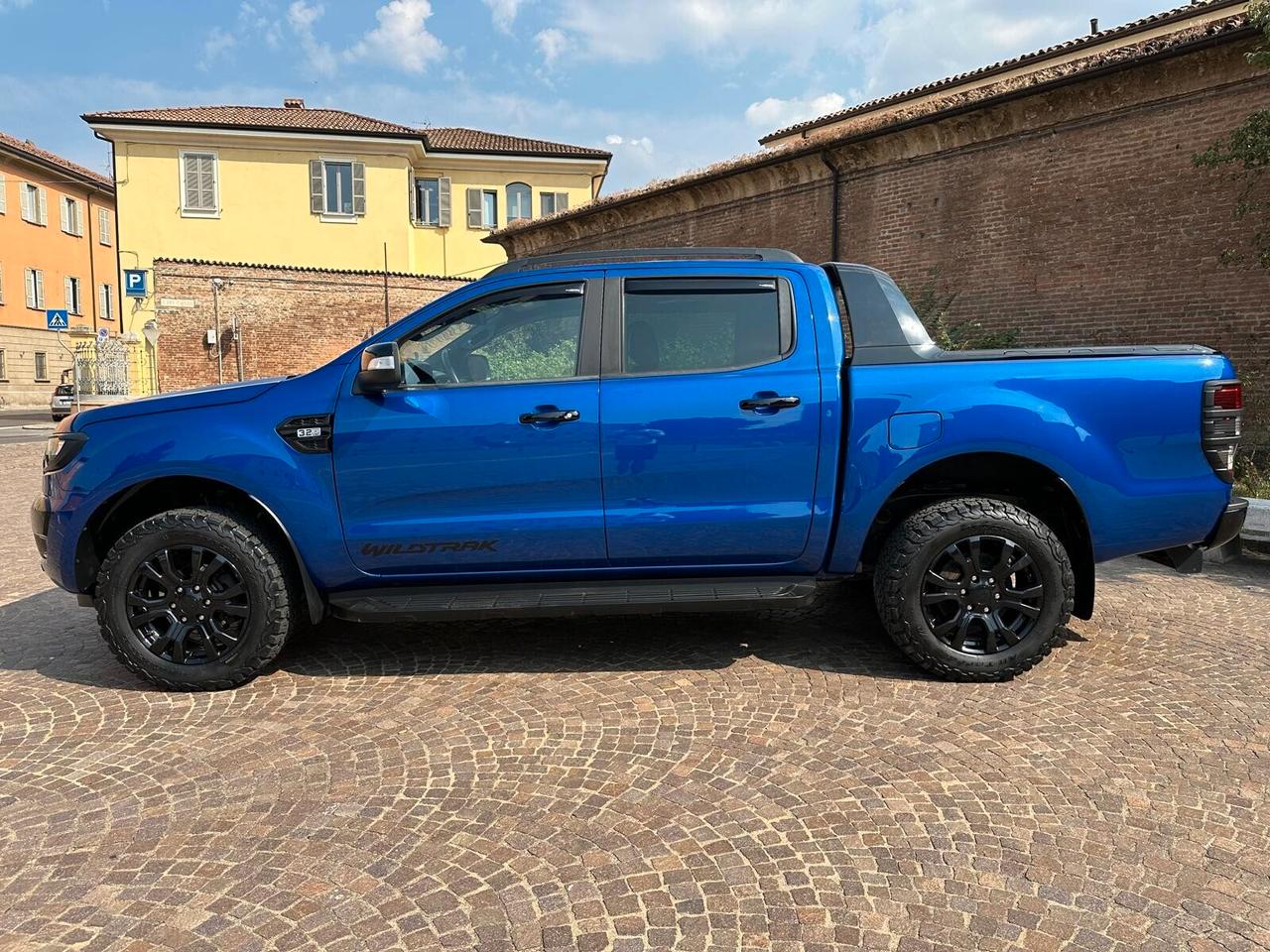 Ford Ranger 3.2 TDCi DC Wildtrak Auto 200cv BLUE EDITION