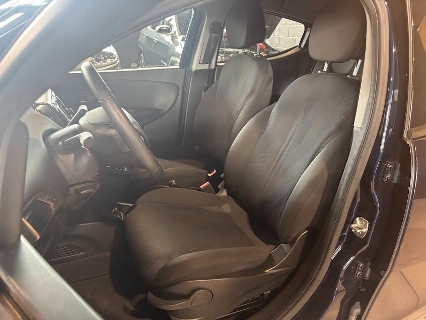 Lancia Ypsilon 1.2 69 CV 57.000KM NEOPATENTATI