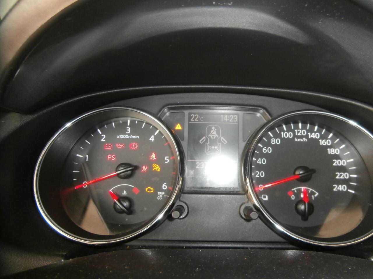 Nissan Qashqai 2 1.5 dCi DPF Tekna 7posti
