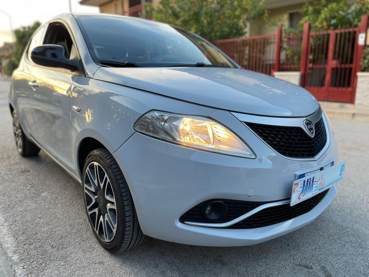 Lancia Ypsilon 1.3 MJT 16V 95 CV 5 porte S&S