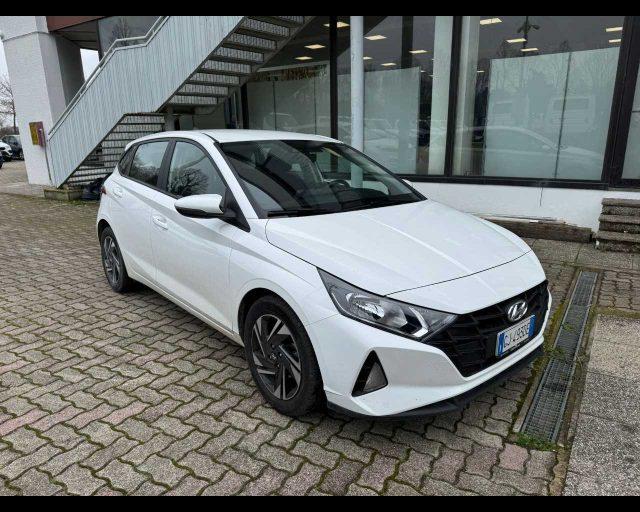 HYUNDAI i20 1.2 MPI MT Connectline