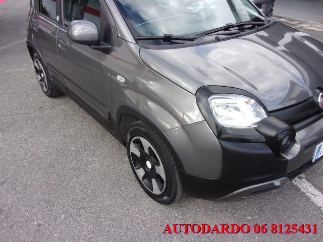FIAT Panda 1.0 Hybrid Cross