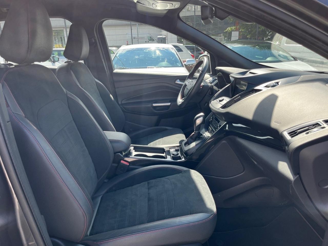 Ford Kuga 2.0 tdci st-line s&s awd 150cv powershift my19.25