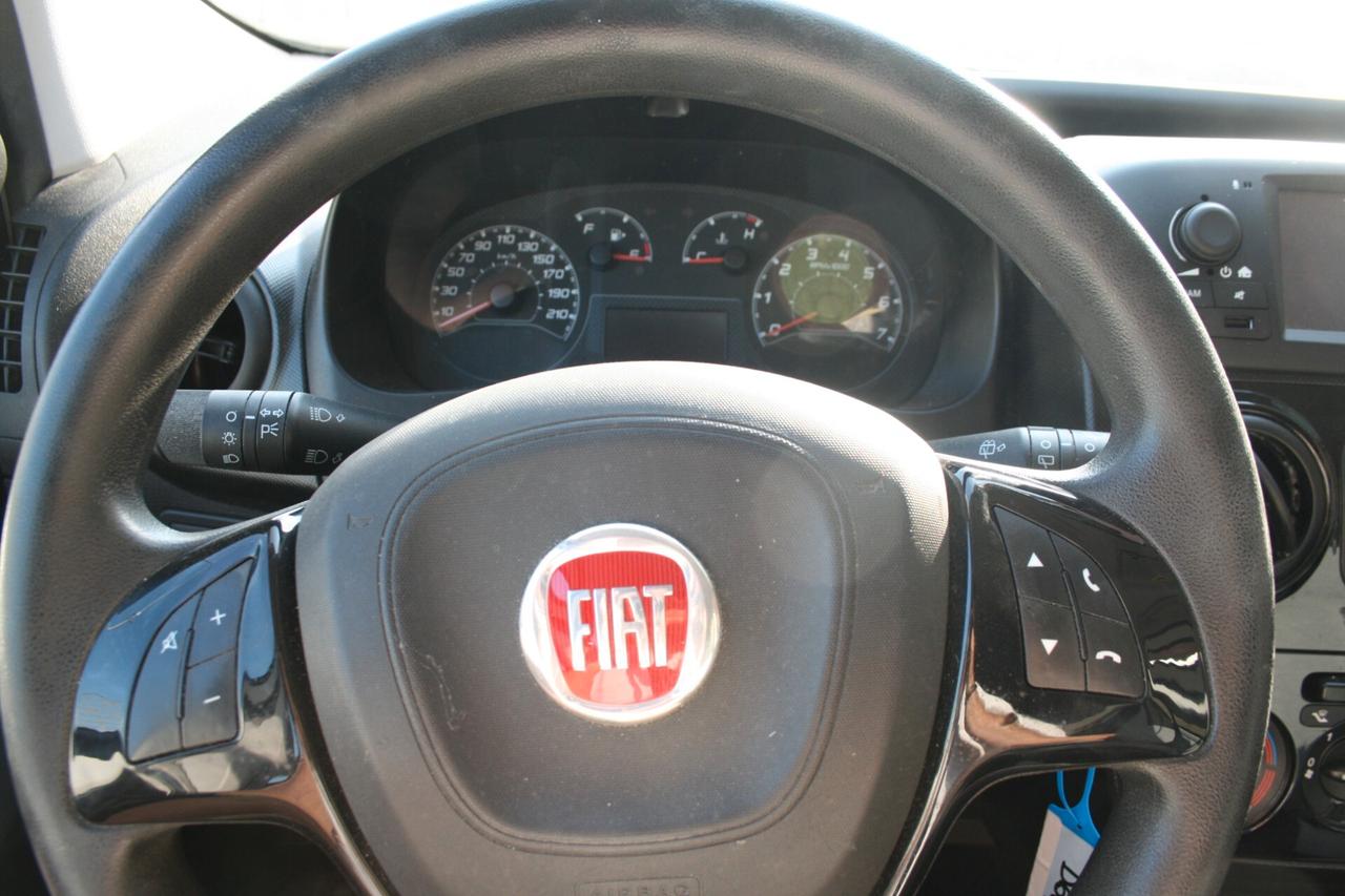 Fiat Qubo 1.3 MJT 95 CV Lounge 5 posti