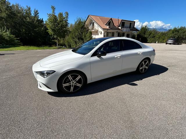 MERCEDES-BENZ CLA 180 Spot CLA 180 D