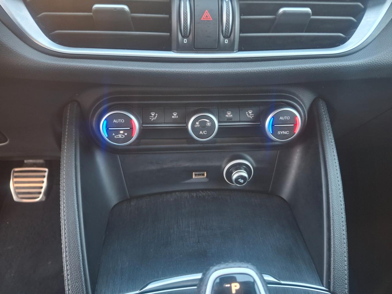 Alfa Romeo Stelvio 2.2 Turbodiesel 190 CV AT8 Q4 Business