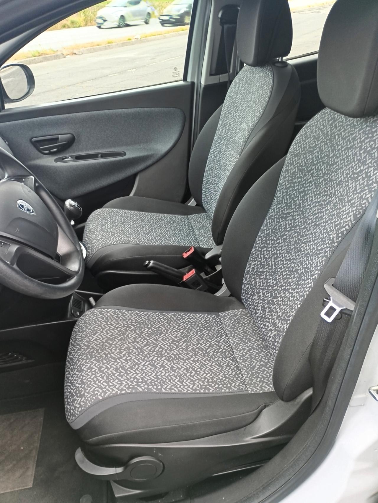 Lancia Ypsilon 1.2 69 CV UNIPRO' SOLO KM 14000