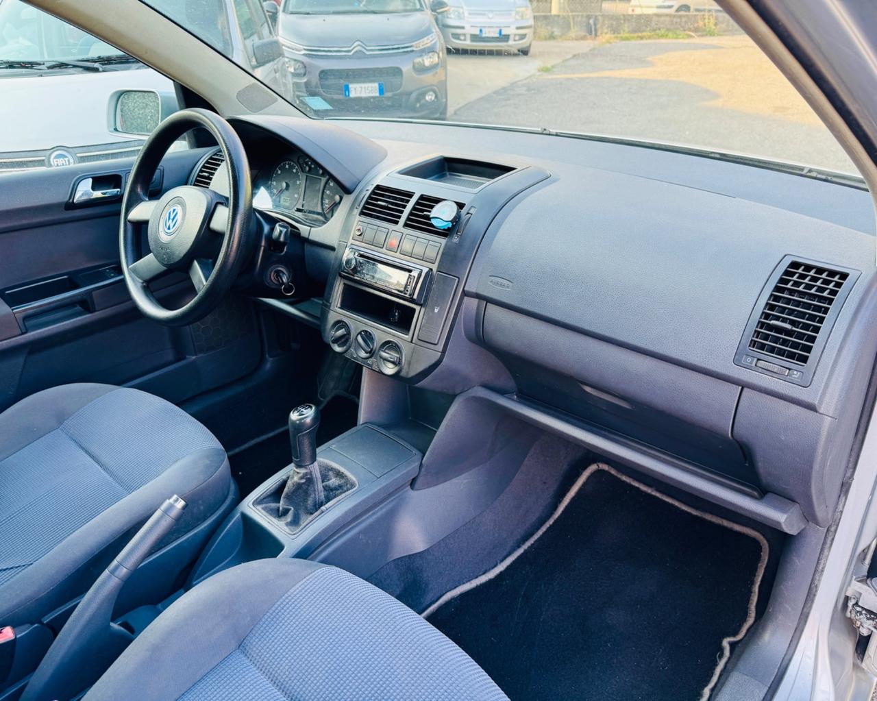 Volkswagen Polo 1.2 12V 5p. Trendline