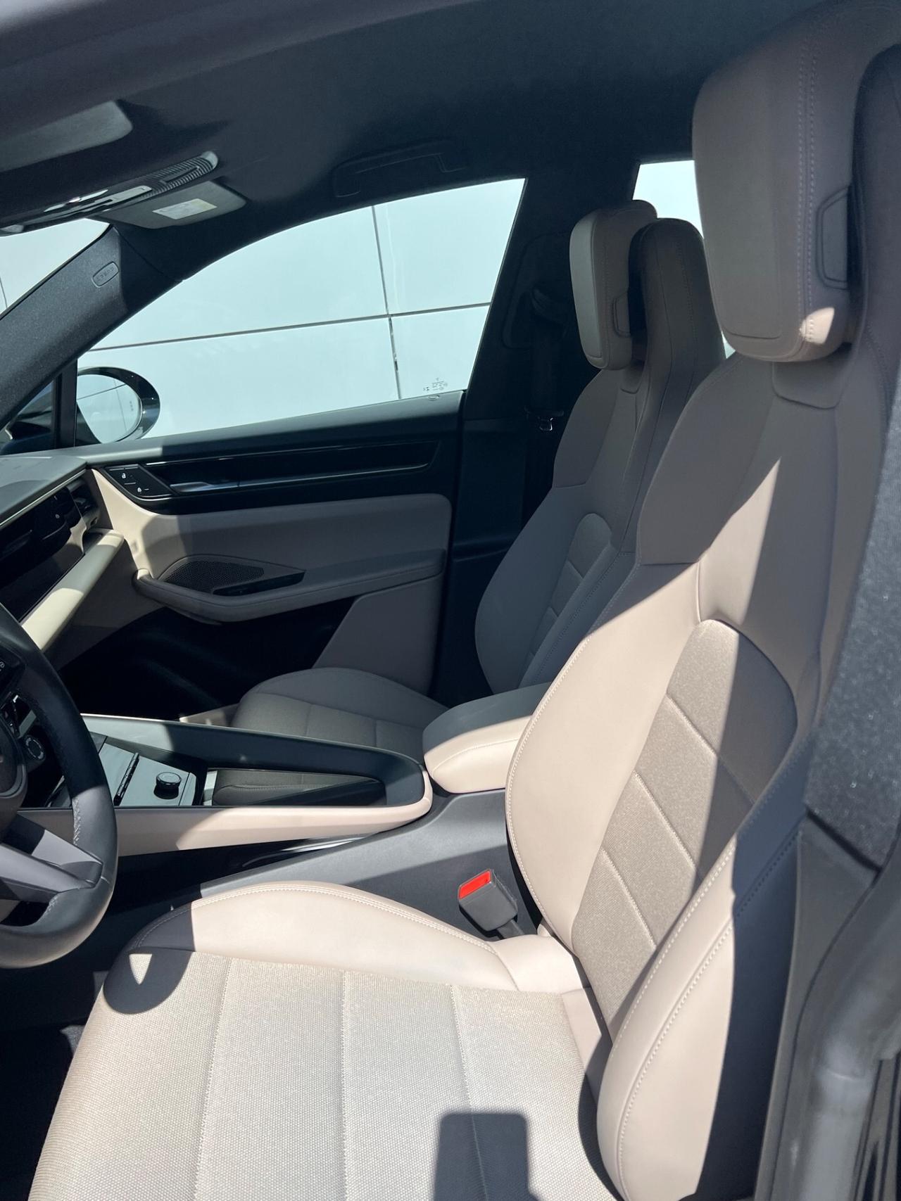 Porsche Macan 4 possibilità noleggio no scoring