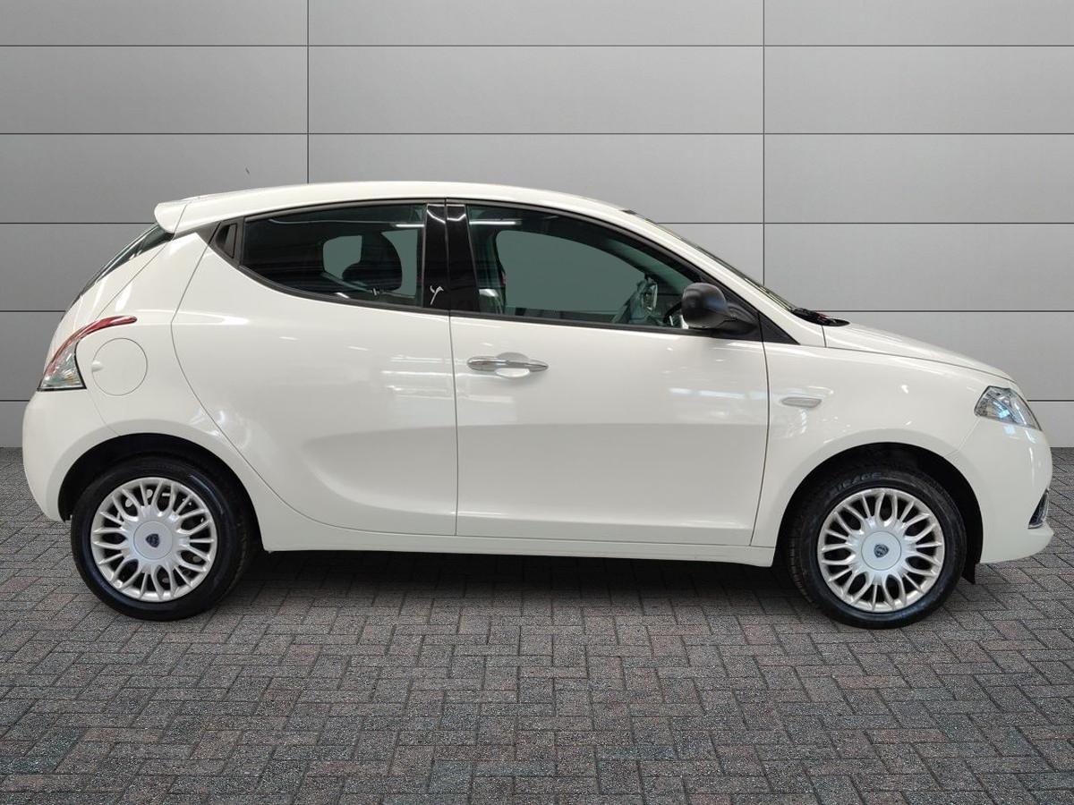 LANCIA Ypsilon III 2015 - Ypsilon 1.2 Silver 69cv